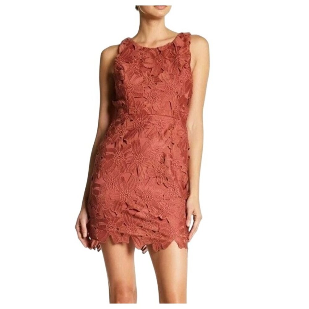 ASTR The Label Textured Floral BodyCon Mini Lace Dress Womens size  Small